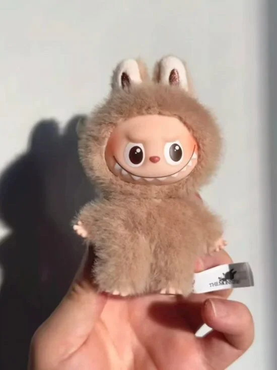 Labubu 4.0 Pin for Love Single Letter B | Mix & Match Bundle Build Your Set - Picture 3 of 3